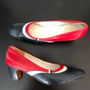 Vintage | 60s Mod Red White & Blue Pumps 8.5 AAA